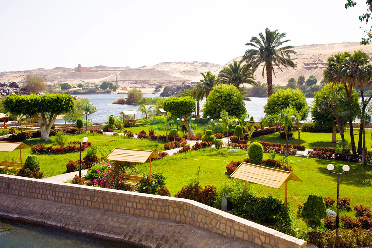 Botanical Garden and Elephantine Island by felucca
